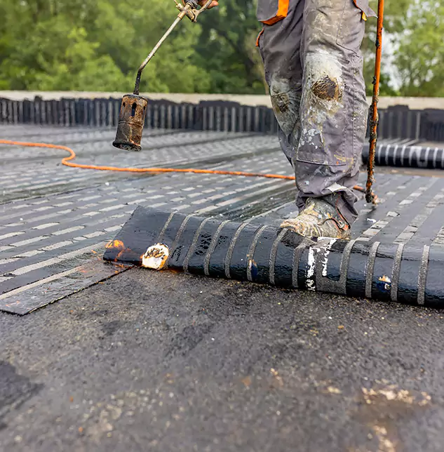 Trusted Membrane Leak Repair: Sealing Aurora's Flat Roofs Against Water Intrusion