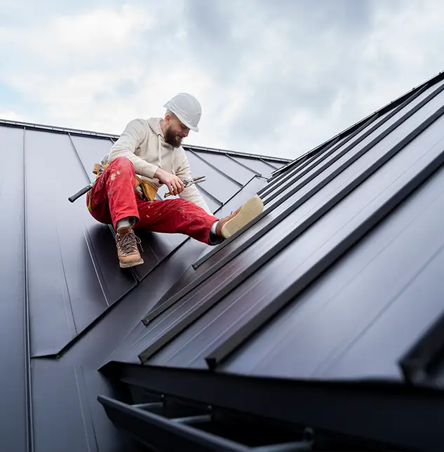 Reliable Roof Eaves Repair Company in Aurora, IL: Protecting Your Home's Edge