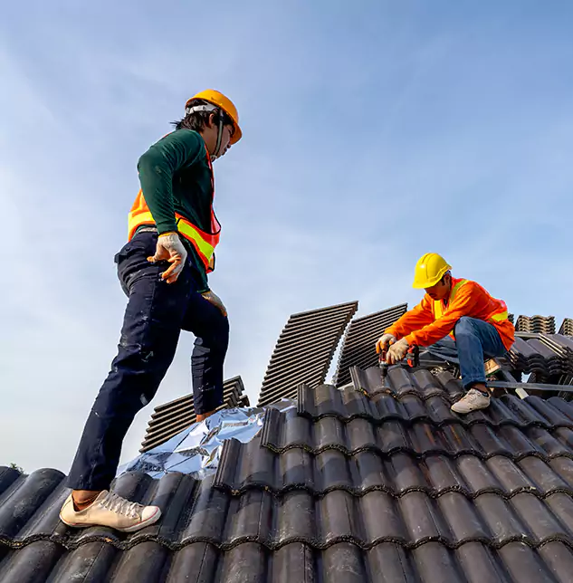 Certified Wind Storm Roof Repair Experts: Defending Properties Across Aurora, IL