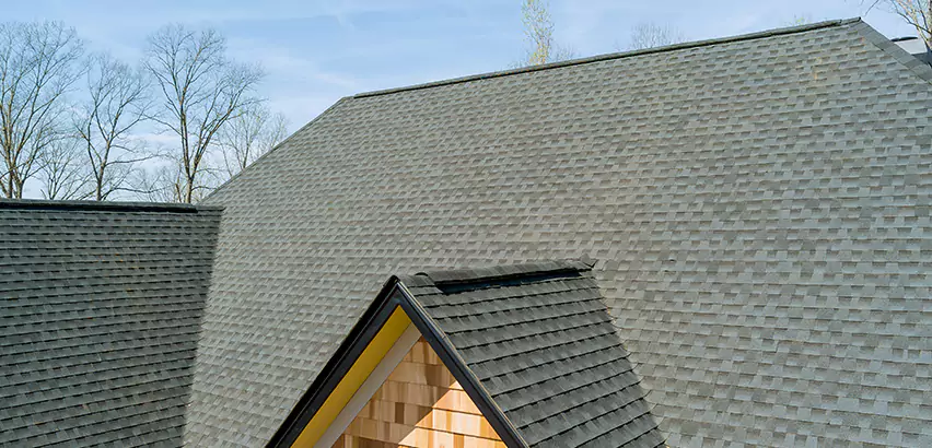 Replacing Vinyl Siding With Cedar Shingles in Aurora