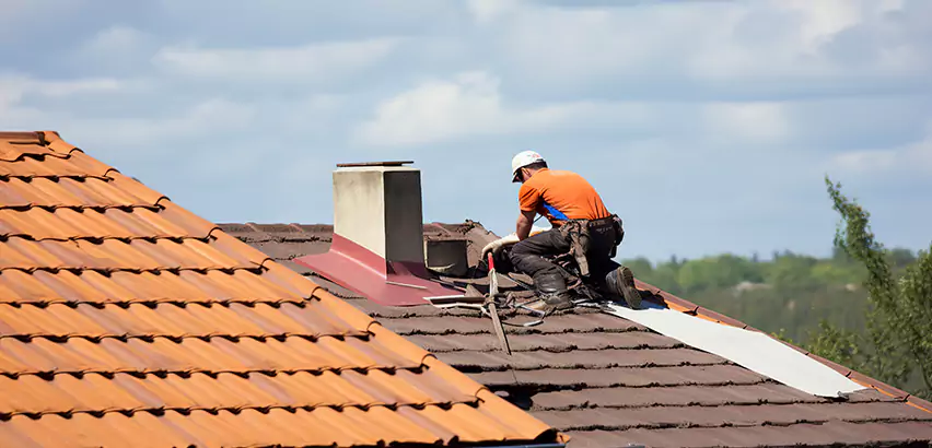 Cedar Roof Maintenance in Aurora