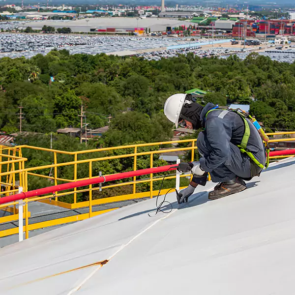 Why Aurora Roofing Guys Is Aurora's Trusted TPO Roofing Team?